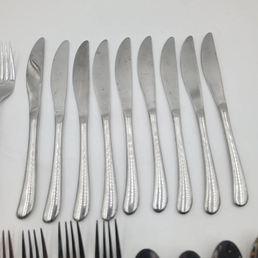 28pc Heavy Duty Stainless Steel China Flatware Curved Handle Knives Forks Spoons